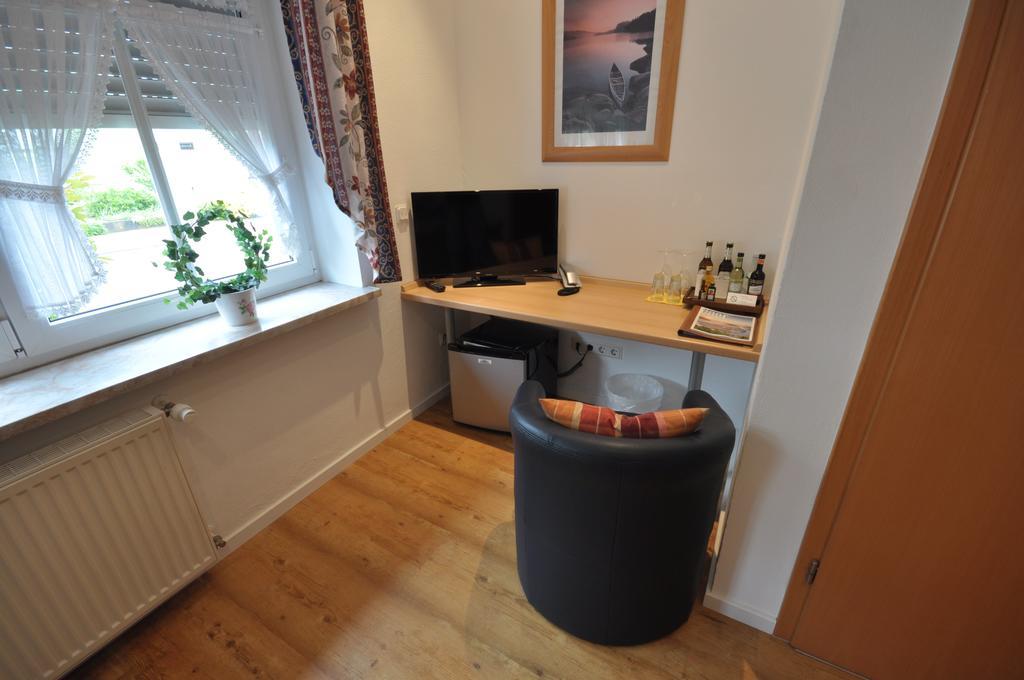 Landhaus Warndtwald Wadgassen ภายนอก รูปภาพ
